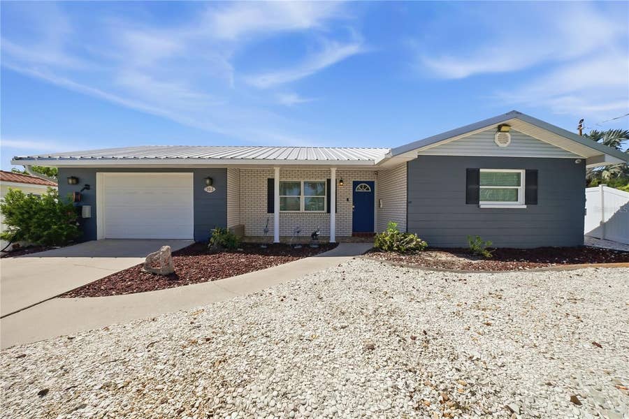 Property photo for 103 6TH STREET NW, Ruskin, FL