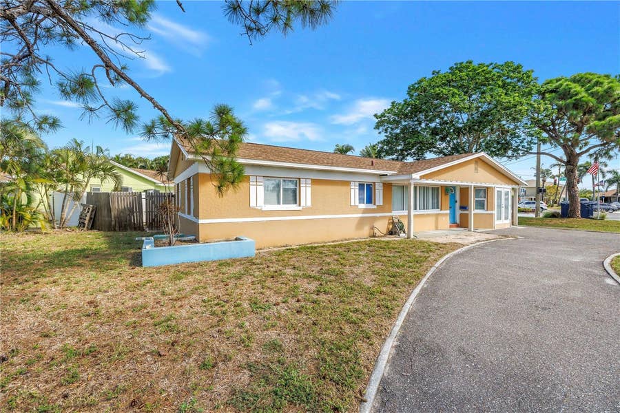 Property photo for 7901 CAUSEWAY BOULEVARD S, St Petersburg, FL
