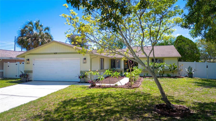 Property photo for 629 BAY LAKE TRAIL, Oldsmar, FL