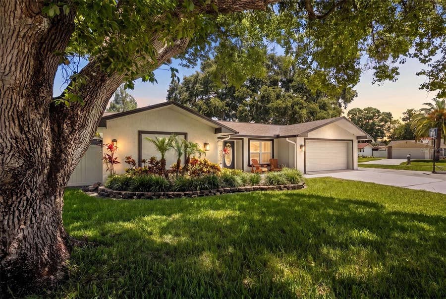 Property photo for 3046 OAK COVE DRIVE, Clearwater, FL