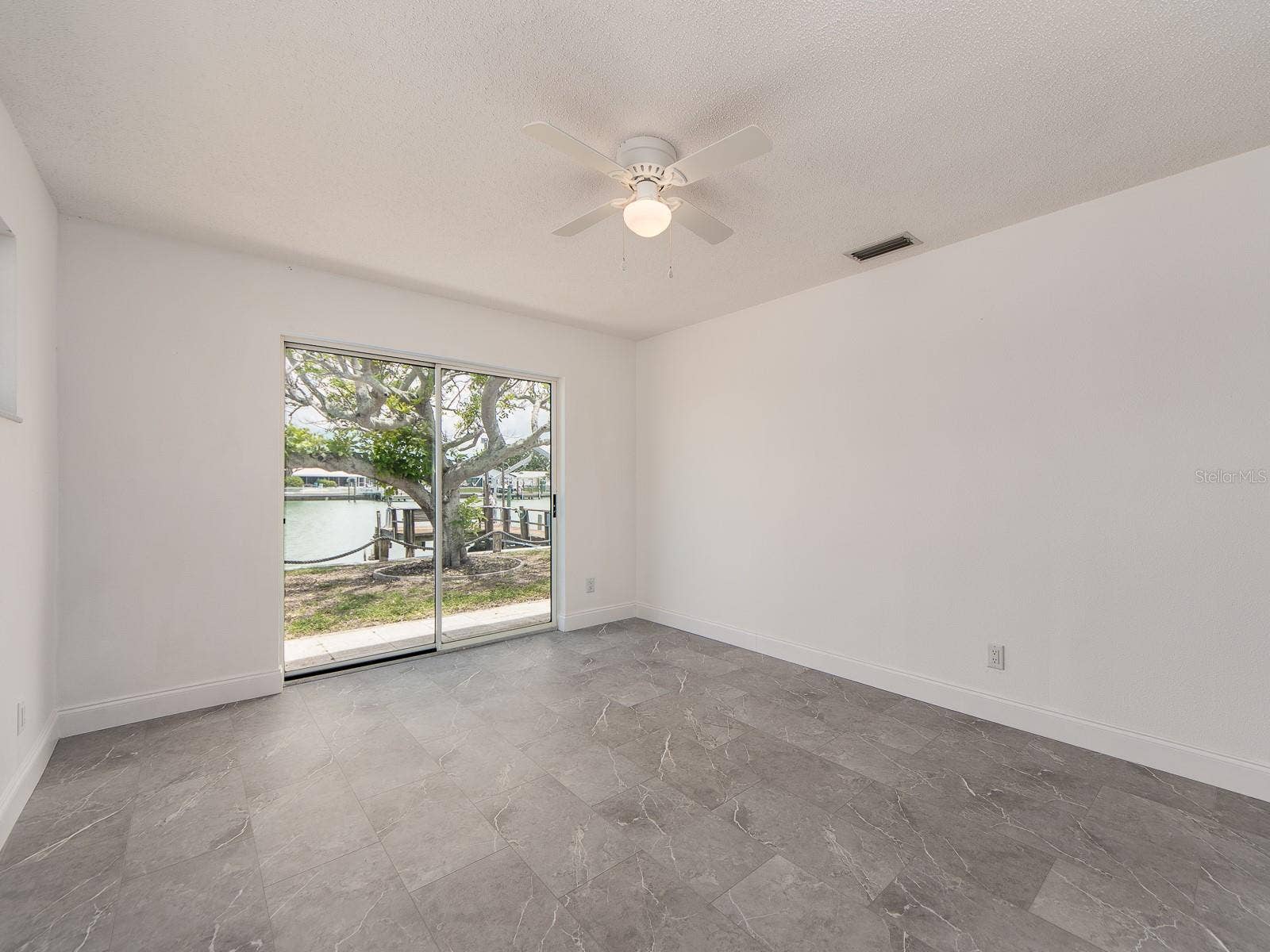 720 115TH AVENUE, Treasure Island, FL 33706