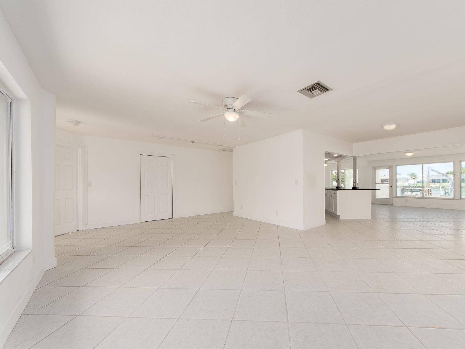 720 115TH AVENUE, Treasure Island, FL 33706