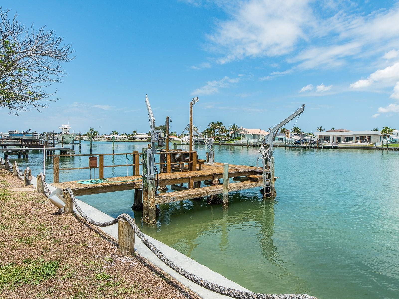 720 115TH AVENUE, Treasure Island, FL 33706