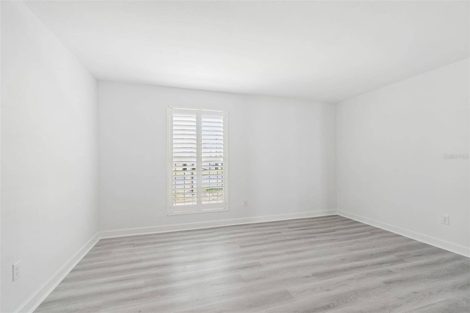 552 PLAZA SEVILLE COURT, #97, Treasure Island, FL 33706 552 PLAZA SEVILLE COURT, #97, Treasure Island, FL 33706