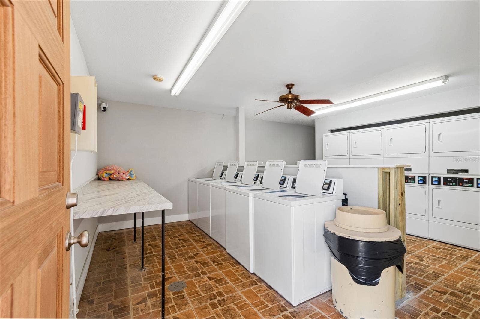 552 PLAZA SEVILLE COURT, #97, Treasure Island, FL 33706 552 PLAZA SEVILLE COURT, #97, Treasure Island, FL 33706