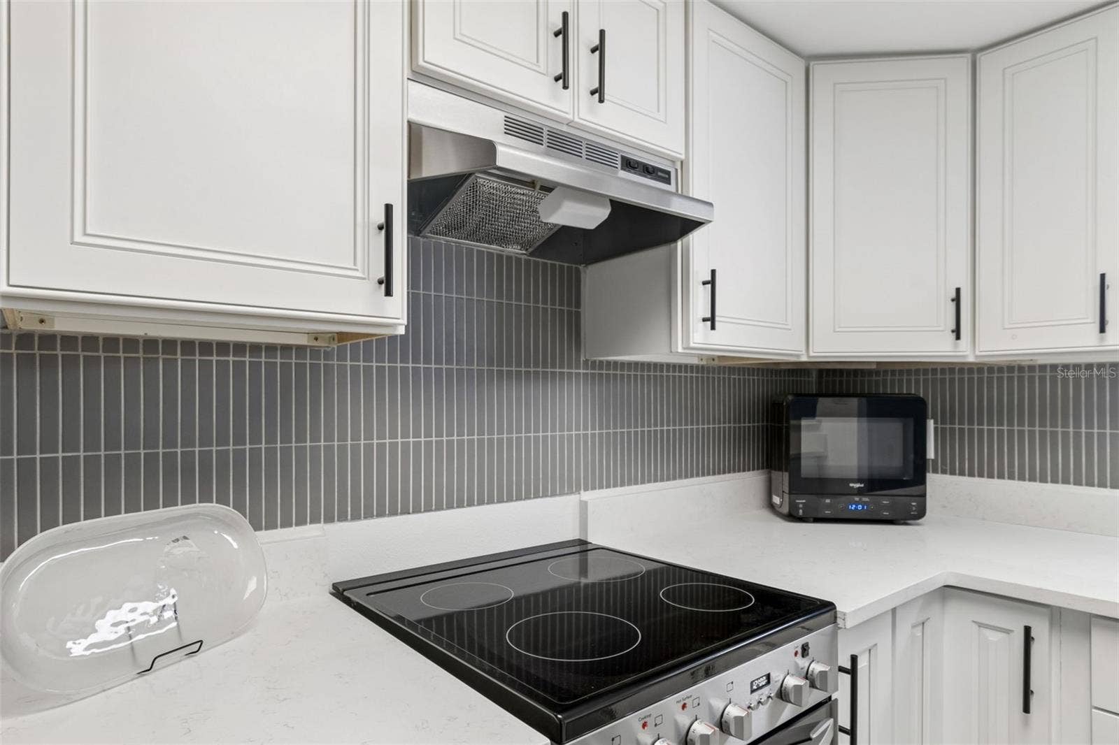 552 PLAZA SEVILLE COURT, #97, Treasure Island, FL 33706 552 PLAZA SEVILLE COURT, #97, Treasure Island, FL 33706