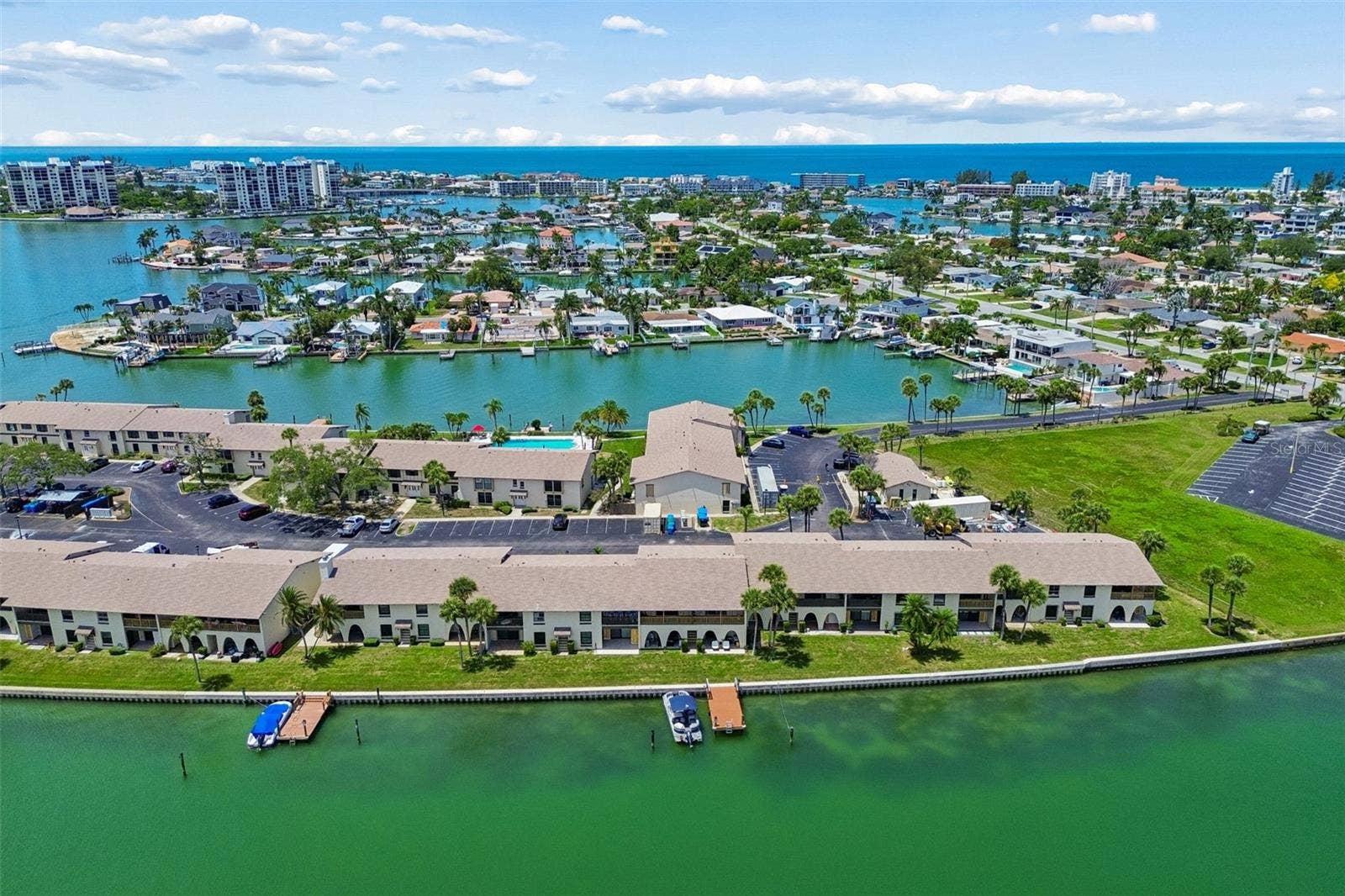 552 PLAZA SEVILLE COURT, #97, Treasure Island, FL 33706 552 PLAZA SEVILLE COURT, #97, Treasure Island, FL 33706