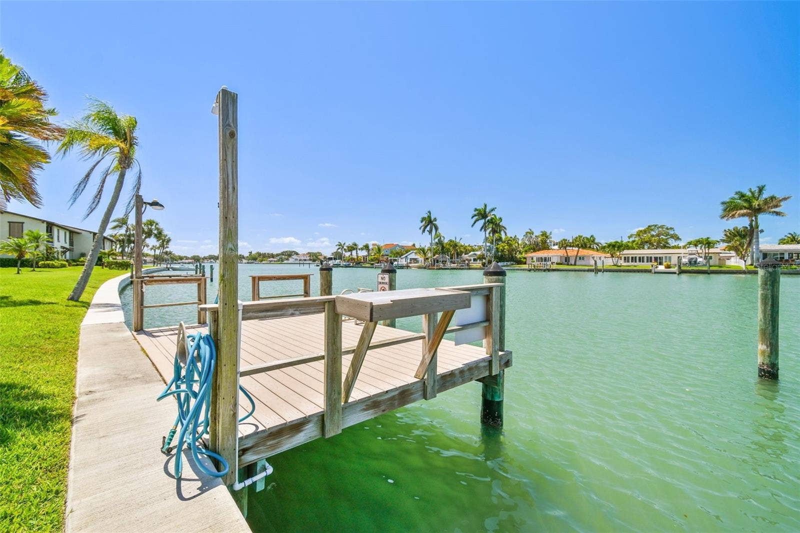 552 PLAZA SEVILLE COURT, #97, Treasure Island, FL 33706 552 PLAZA SEVILLE COURT, #97, Treasure Island, FL 33706