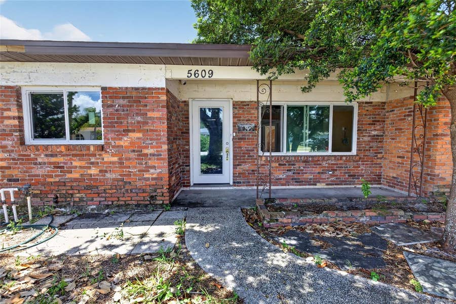 Property photo for 5609 LARIMER DRIVE, Tampa, FL