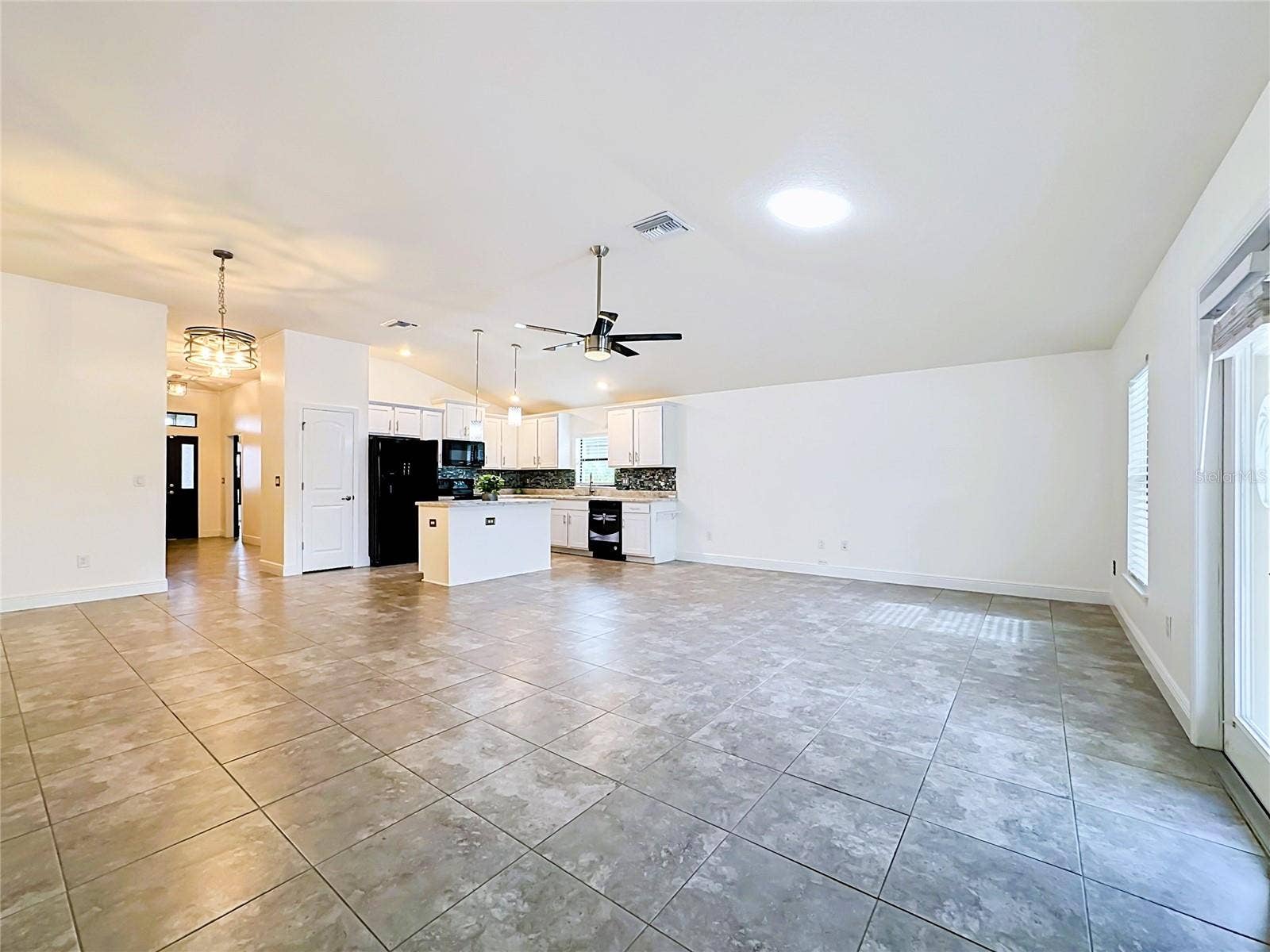 9210 52ND AVENUE E, Palmetto, FL 34221 9210 52ND AVENUE E, Palmetto, FL 34221
