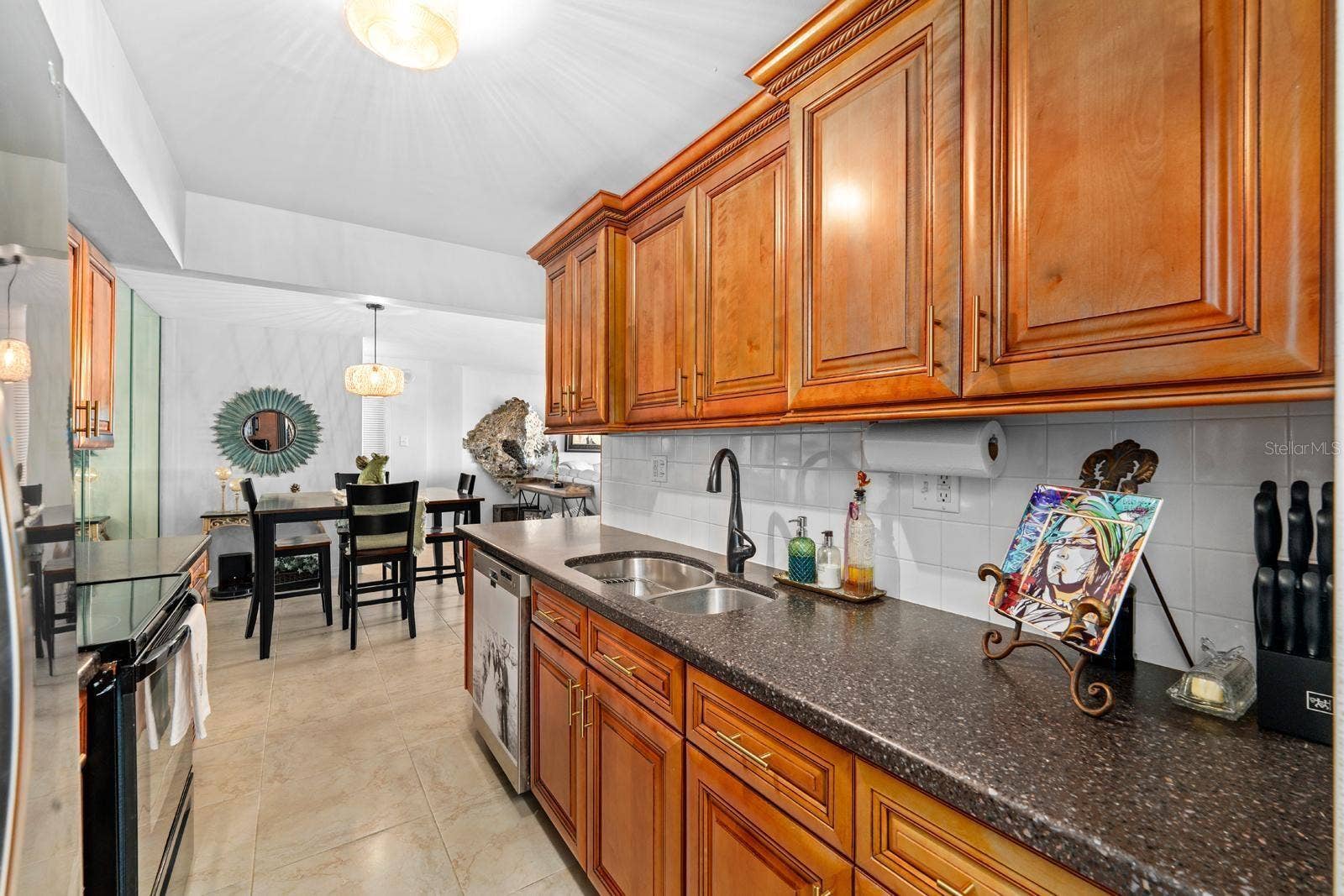 10355 PARADISE BOULEVARD, #512, Treasure Island, FL 33706