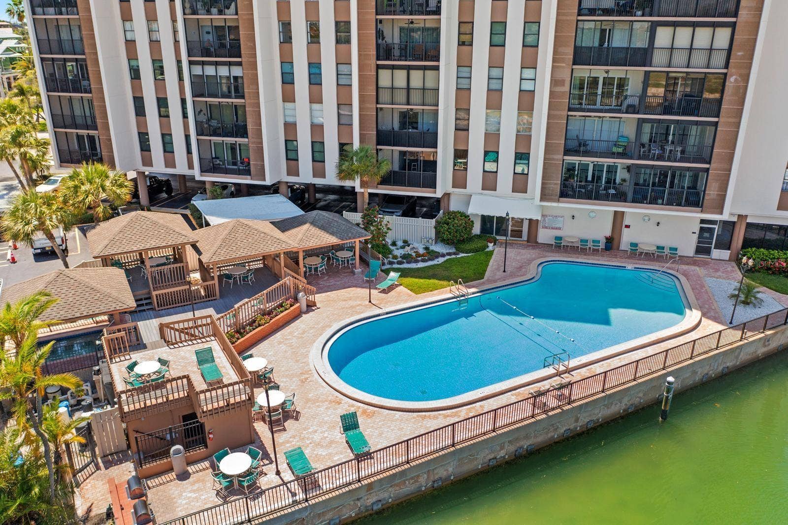 10355 PARADISE BOULEVARD, #512, Treasure Island, FL 33706
