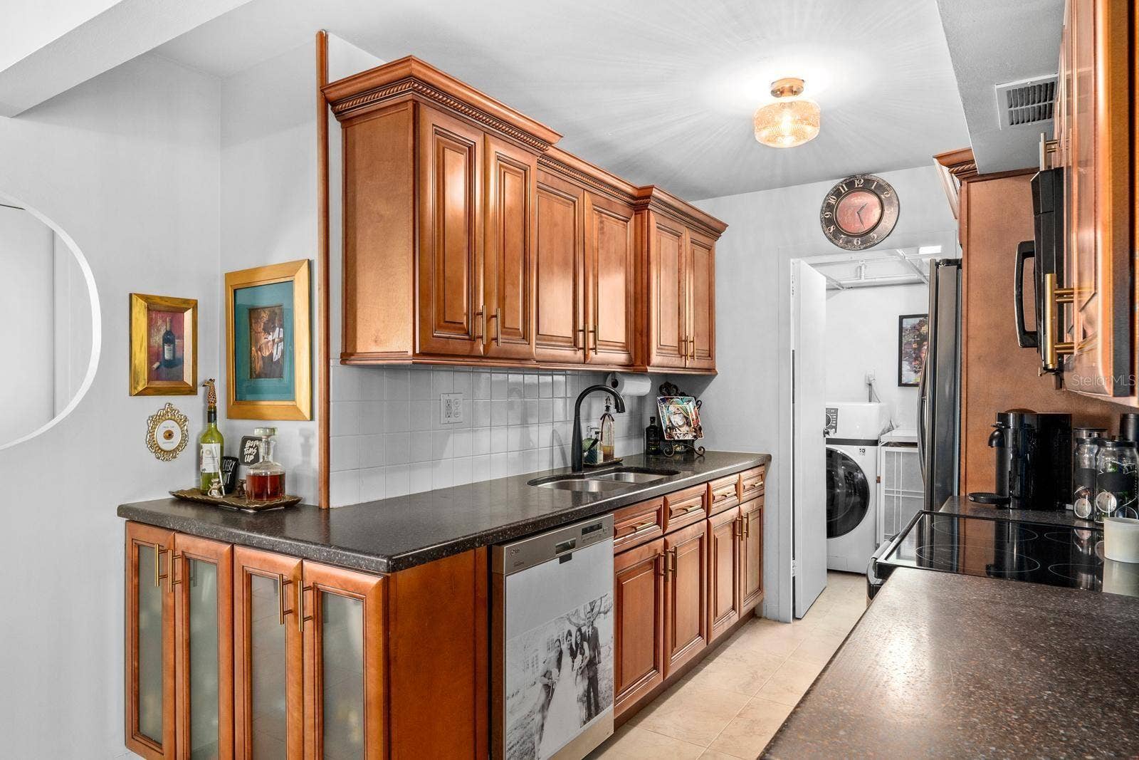 10355 PARADISE BOULEVARD, #512, Treasure Island, FL 33706