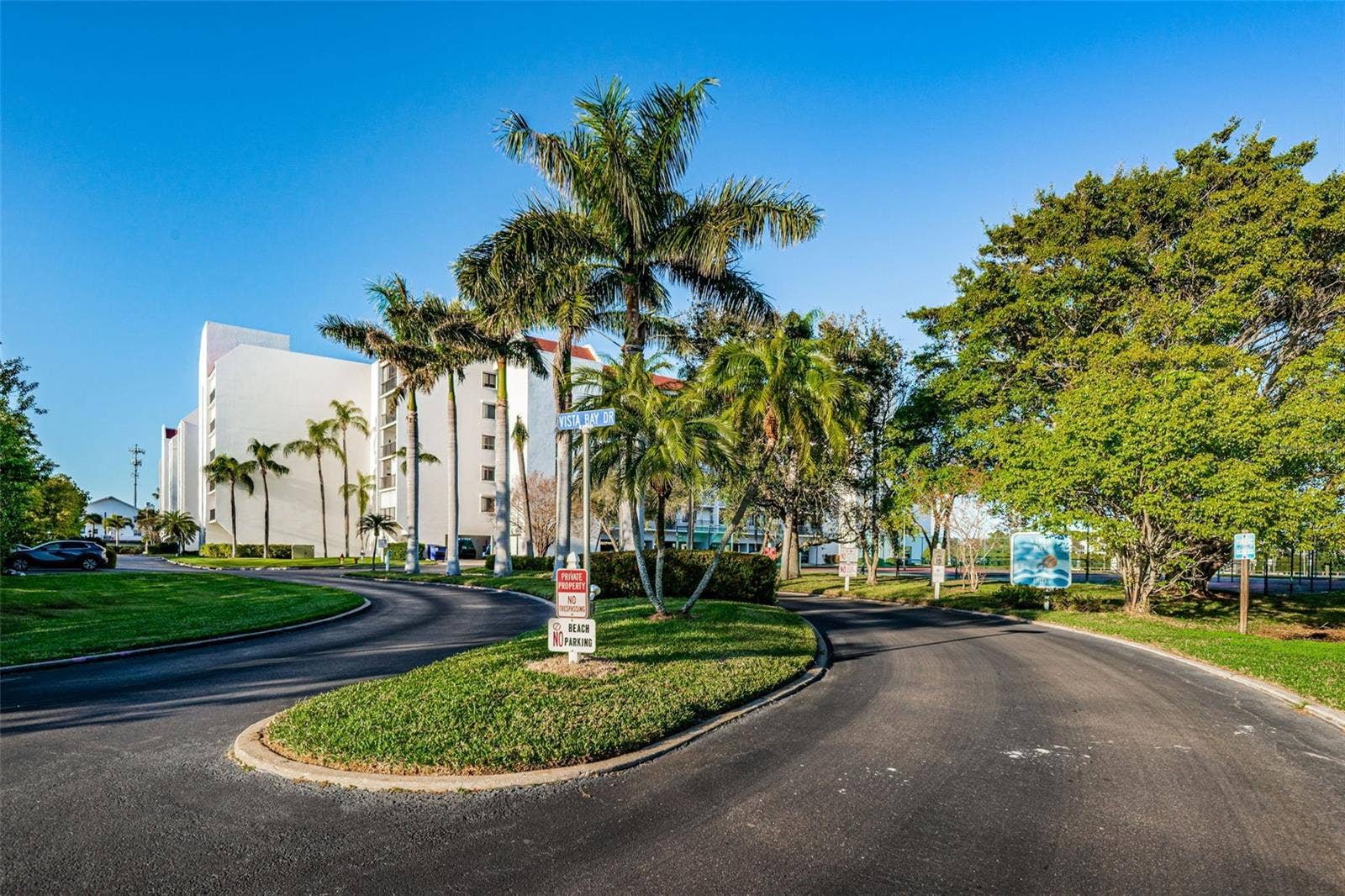 19111 VISTA BAY DRIVE, #304, Indian Shores, FL 33785 19111 VISTA BAY DRIVE, #304, Indian Shores, FL 33785