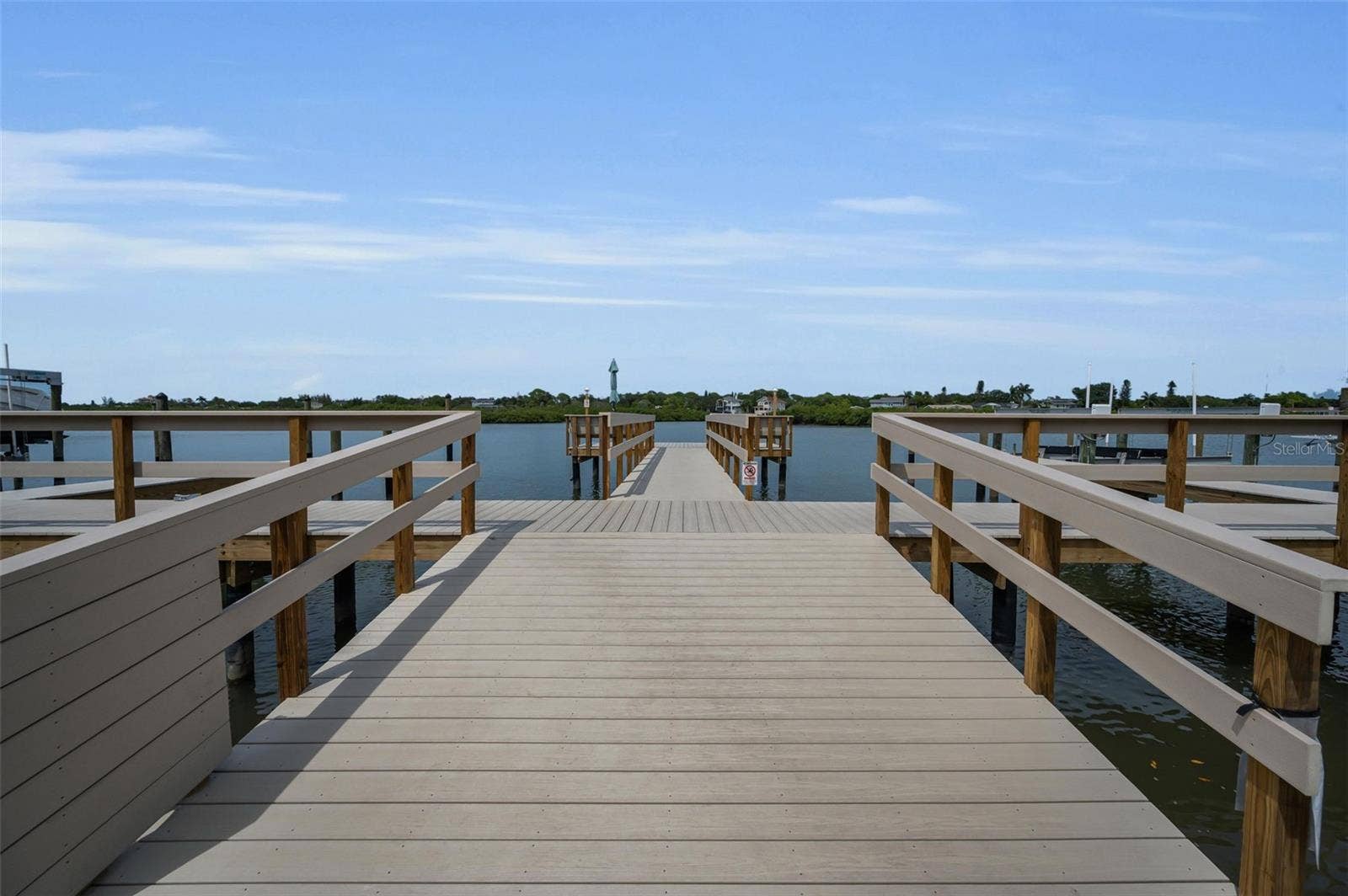 19111 VISTA BAY DRIVE, #304, Indian Shores, FL 33785 19111 VISTA BAY DRIVE, #304, Indian Shores, FL 33785