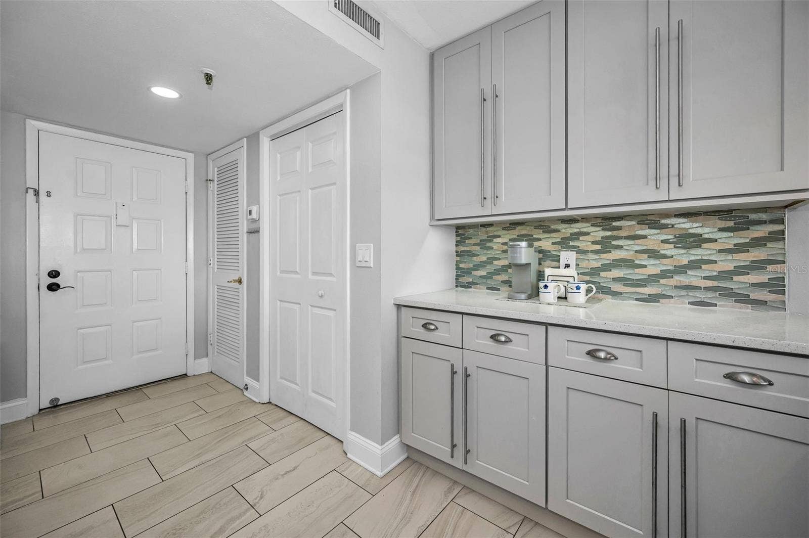 19111 VISTA BAY DRIVE, #304, Indian Shores, FL 33785 Entry into the unit