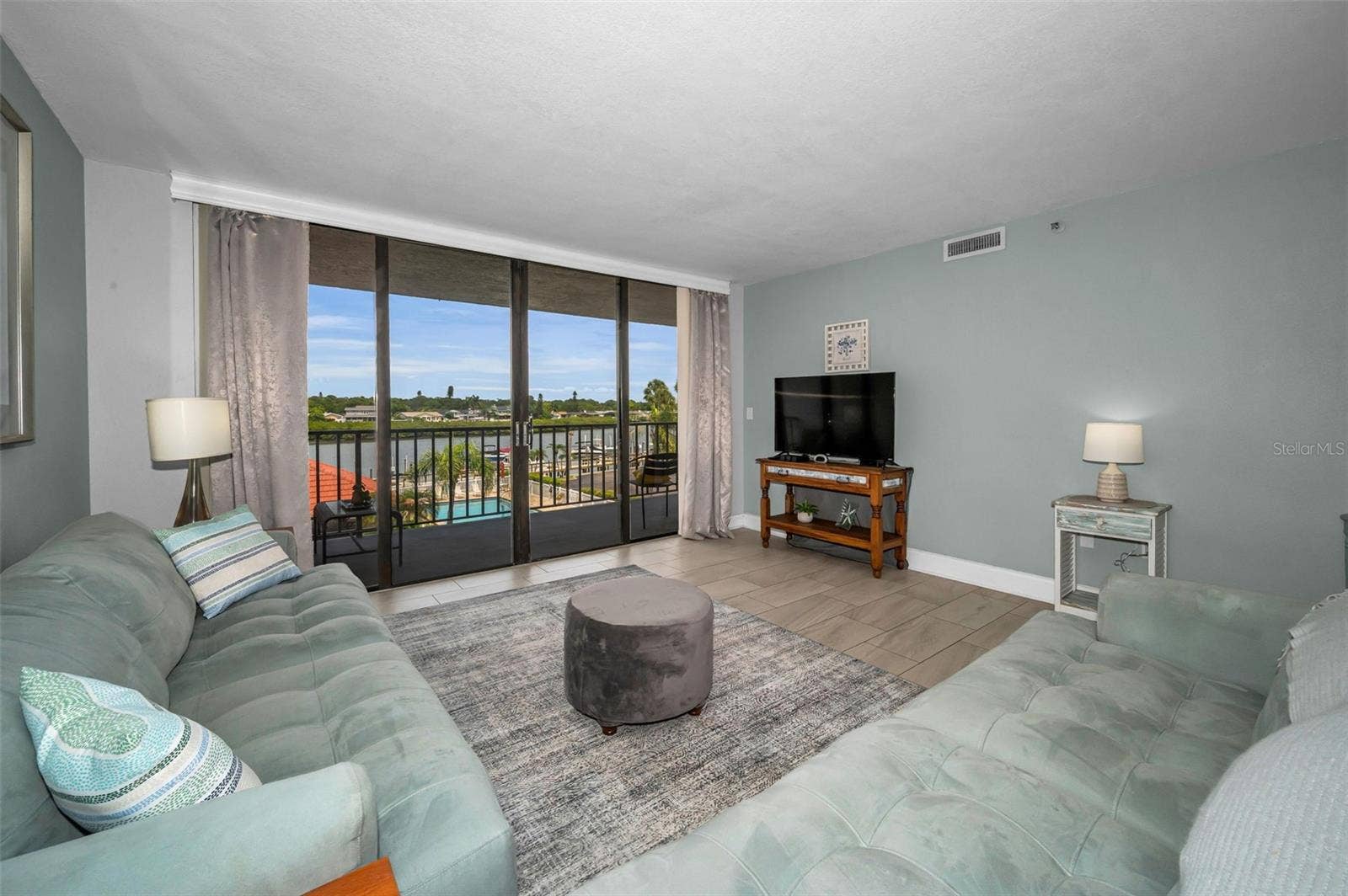 19111 VISTA BAY DRIVE, #304, Indian Shores, FL 33785 19111 VISTA BAY DRIVE, #304, Indian Shores, FL 33785