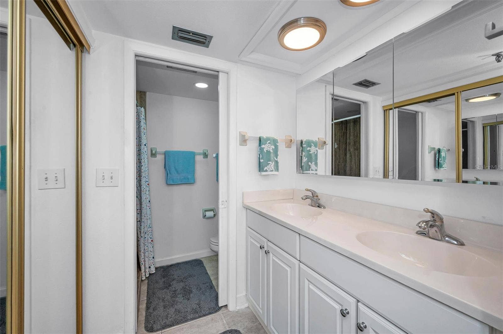 19111 VISTA BAY DRIVE, #304, Indian Shores, FL 33785 19111 VISTA BAY DRIVE, #304, Indian Shores, FL 33785