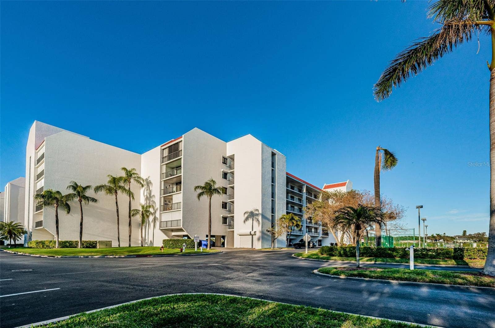 19111 VISTA BAY DRIVE, #304, Indian Shores, FL 33785 19111 VISTA BAY DRIVE, #304, Indian Shores, FL 33785