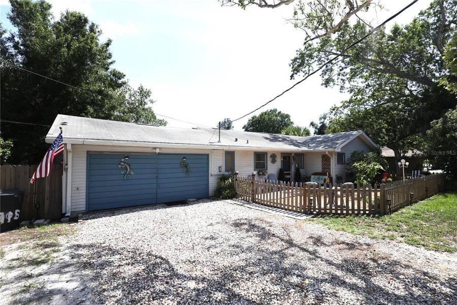 Property photo for 915 DEMPSEY STREET, Clearwater, FL