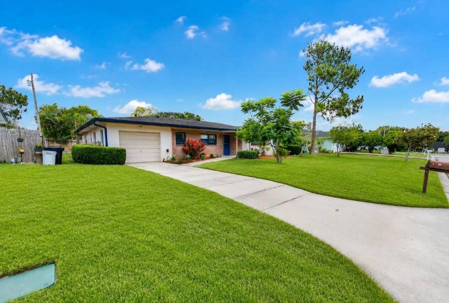 Property photo for 164 PINEWOOD AVENUE, Clearwater, FL
