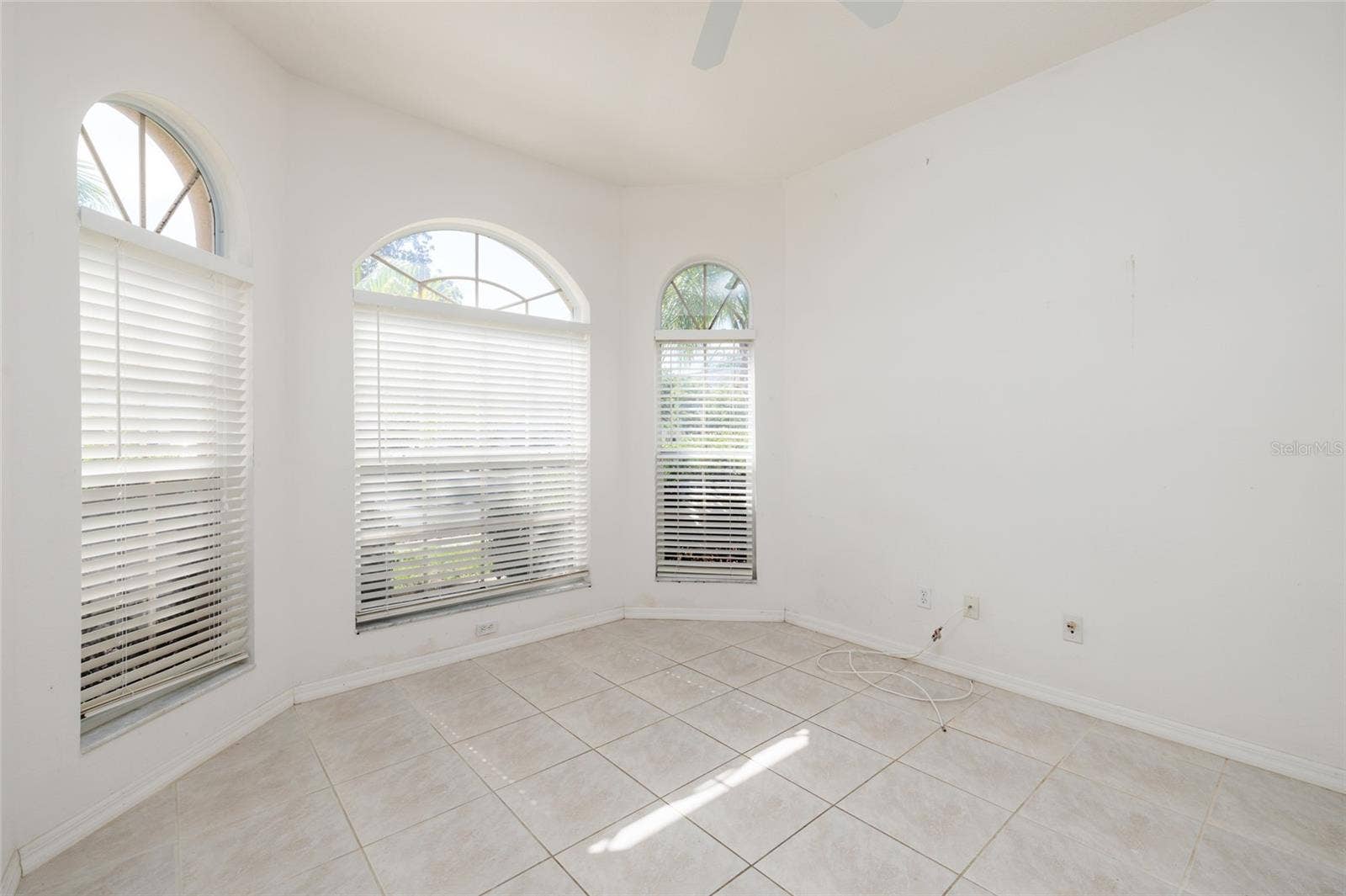 1805 WOOD BEND STREET, Tarpon Springs, FL 34689