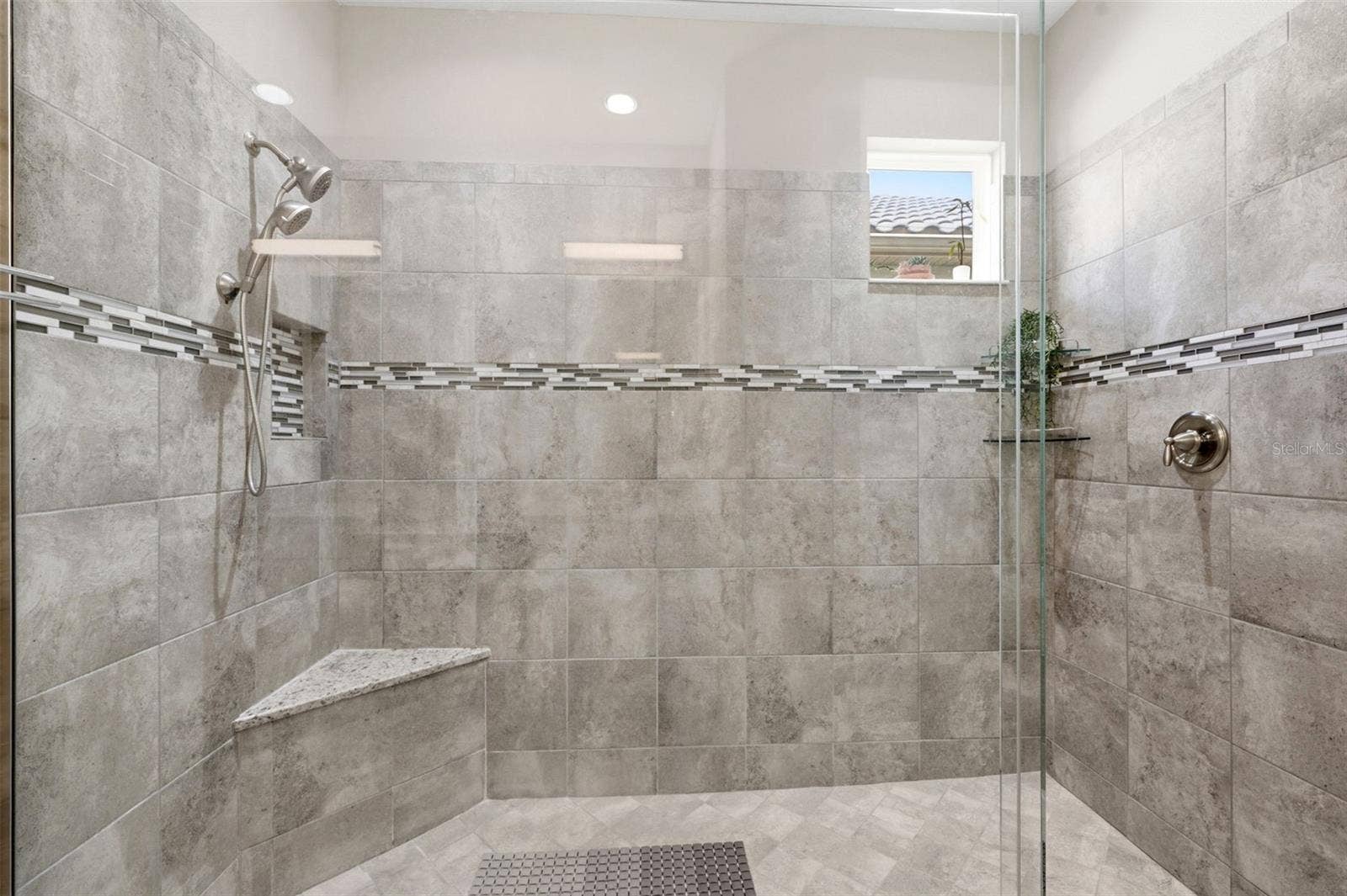 9750 HIGHLAND PARK PLACE, Palmetto, FL 34221 9750 HIGHLAND PARK PLACE, Palmetto, FL 34221