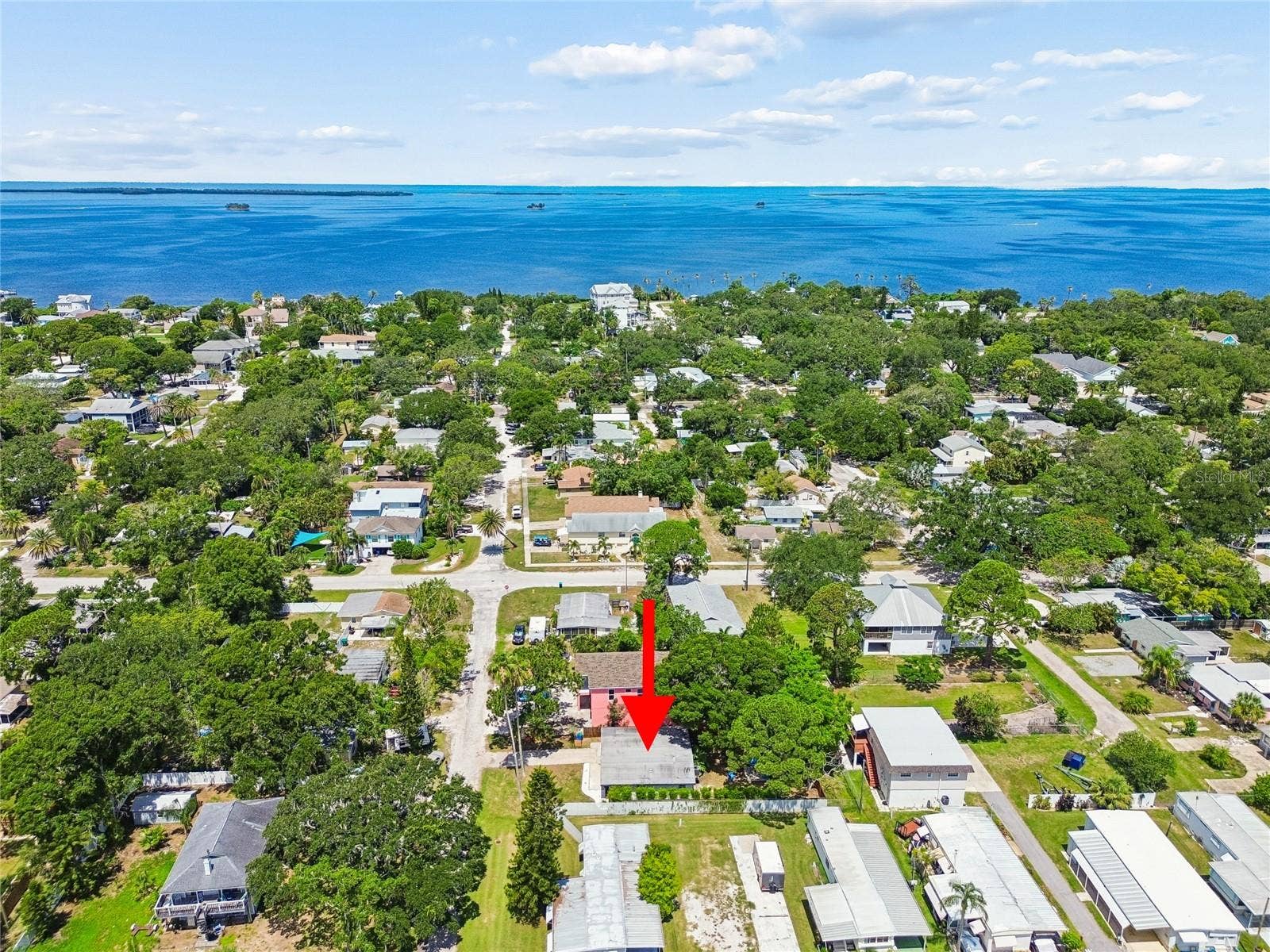 314 INDIANA AVENUE, Crystal Beach, FL 34681 Located 3 blocks from the community waterfront park and pier
