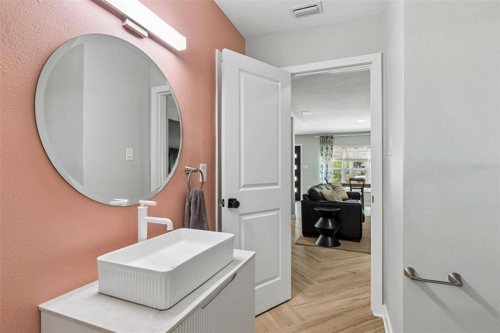 314 INDIANA AVENUE, Crystal Beach, FL 34681 Hall bath