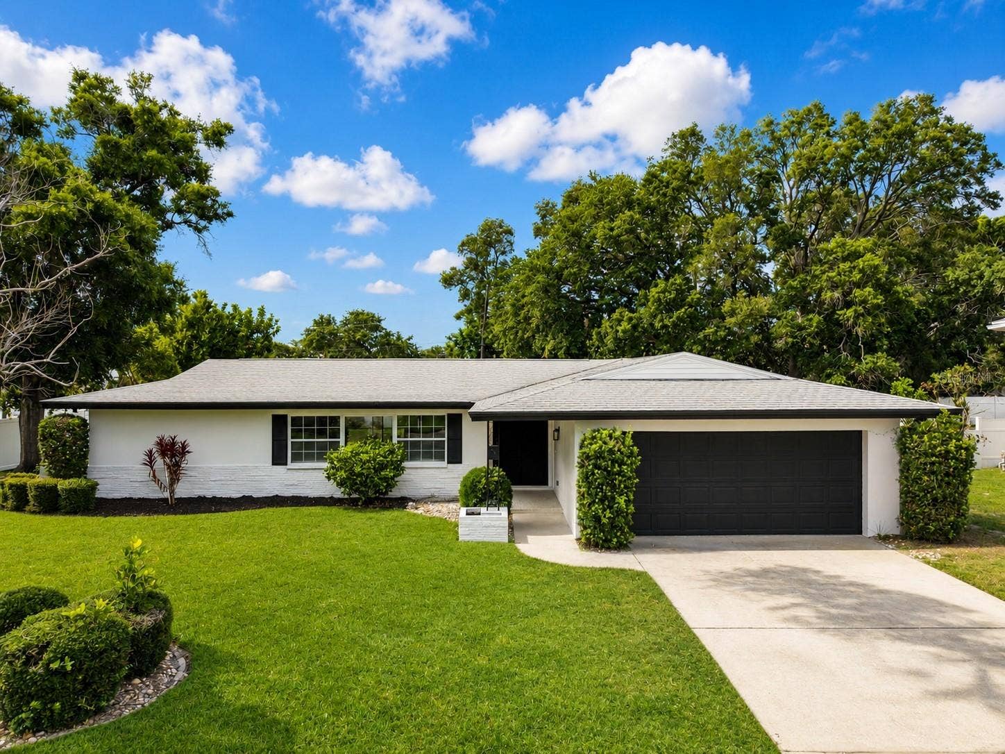 810 ALLAMANDA DRIVE, Largo, FL 33770 810 ALLAMANDA DRIVE, Largo, FL 33770