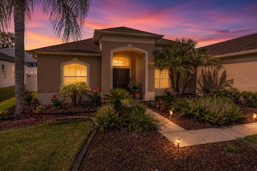 Property photo for 2307 SILVER TRUMPET COURT, Valrico, FL