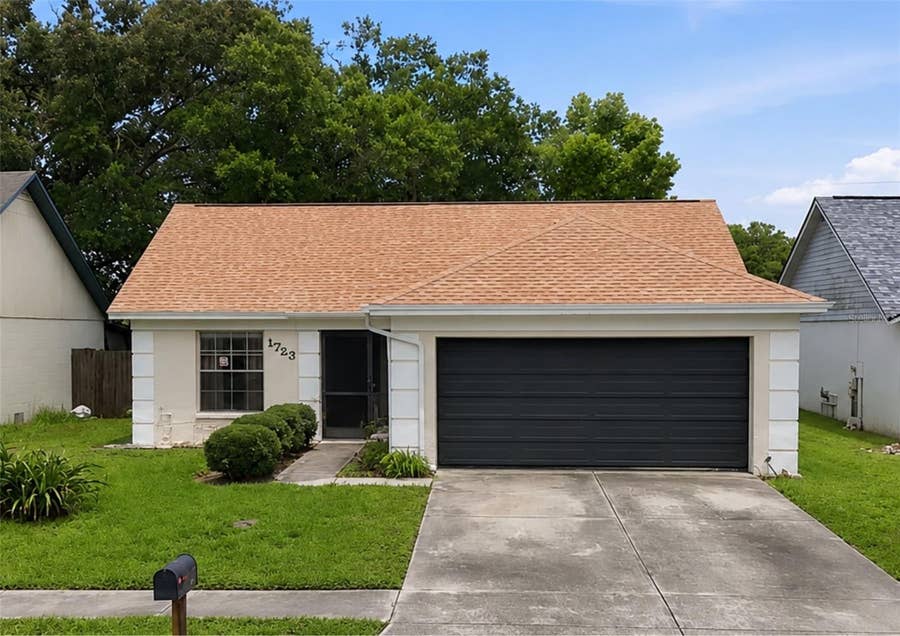 Property photo for 1723 TARAH TRACE DRIVE, Brandon, FL