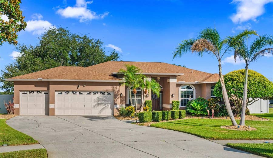 Property photo for 1739 LEICHESTER COURT, Lutz, FL