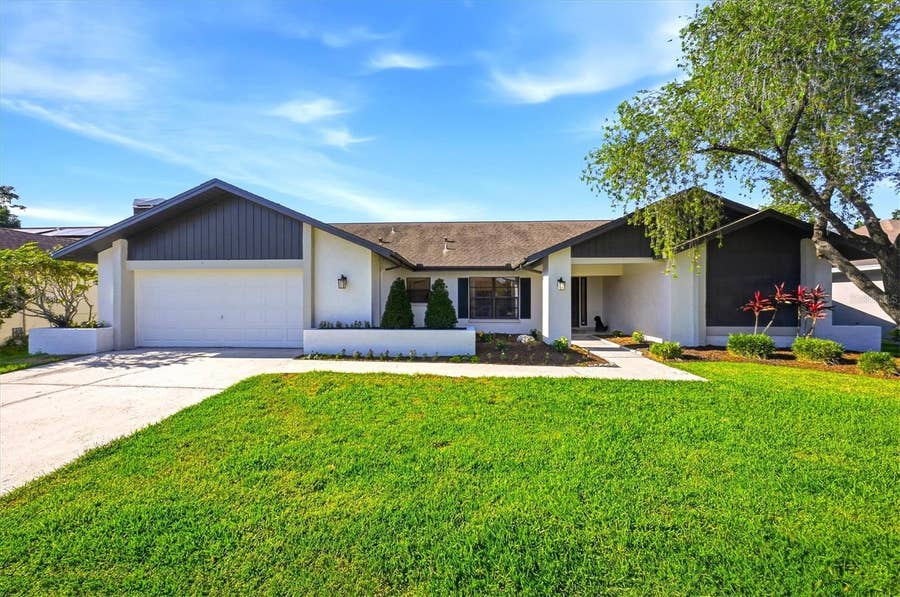 Property photo for 14164 FENNSBURY DRIVE, Tampa, FL