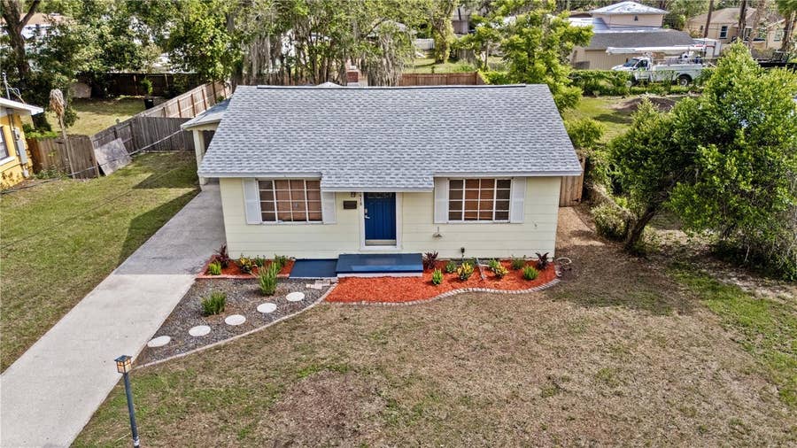 Property photo for 1418 E POWHATAN AVENUE, Tampa, FL