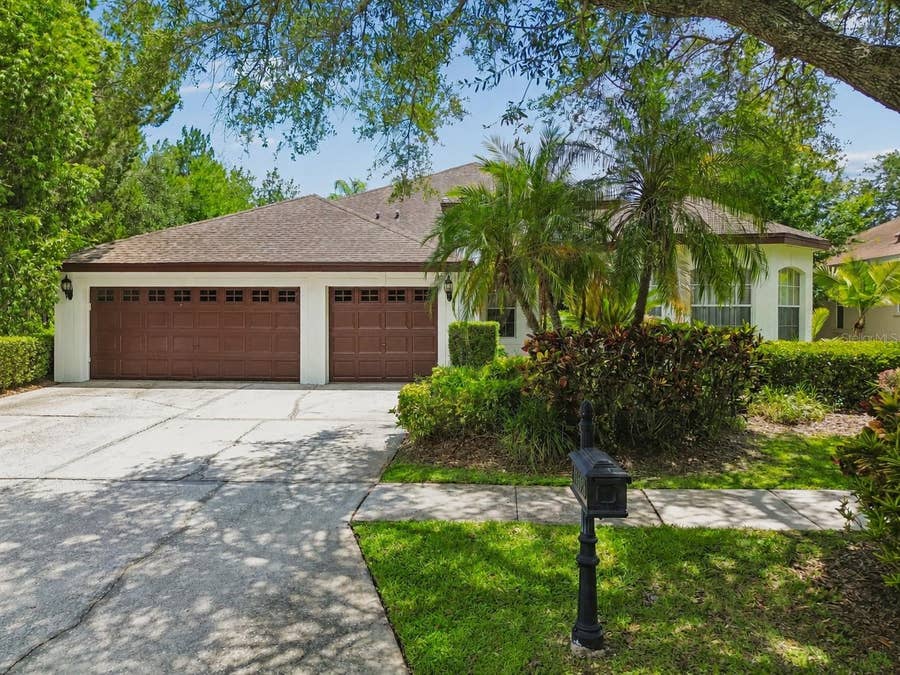 Property photo for 10502 CASTLEFORD WAY, Tampa, FL