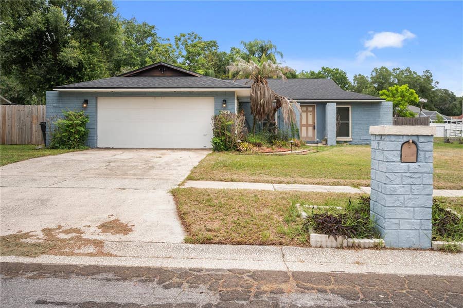 Property photo for 2015 RONALD CIRCLE, Seffner, FL