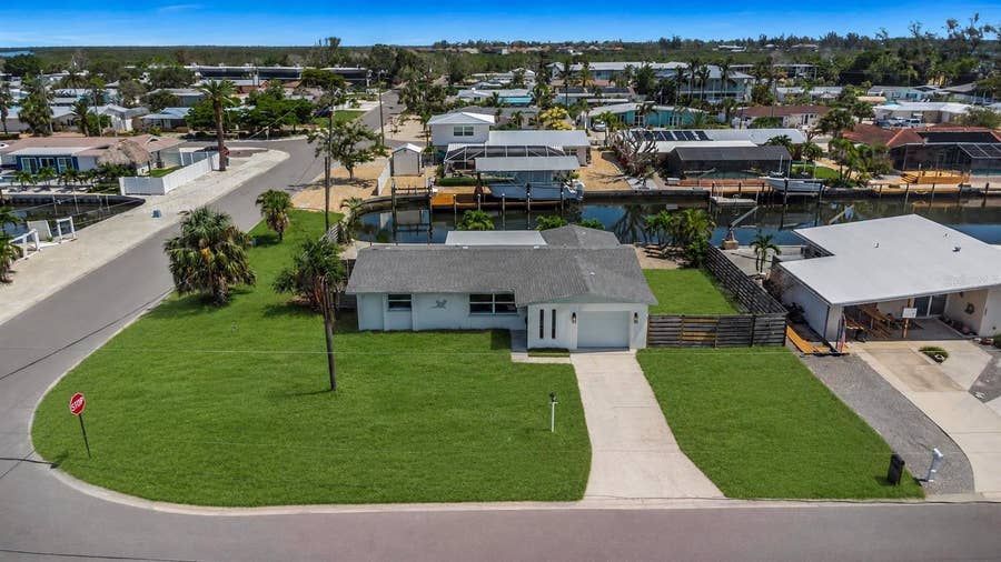 Property photo for 10216 SPOONBILL ROAD E, Bradenton, FL