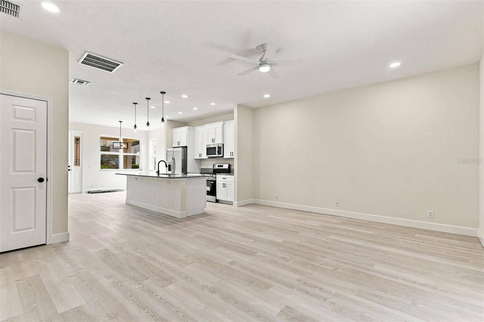 537 PINELOCH DRIVE, Haines City, FL 33844 537 PINELOCH DRIVE, Haines City, FL 33844