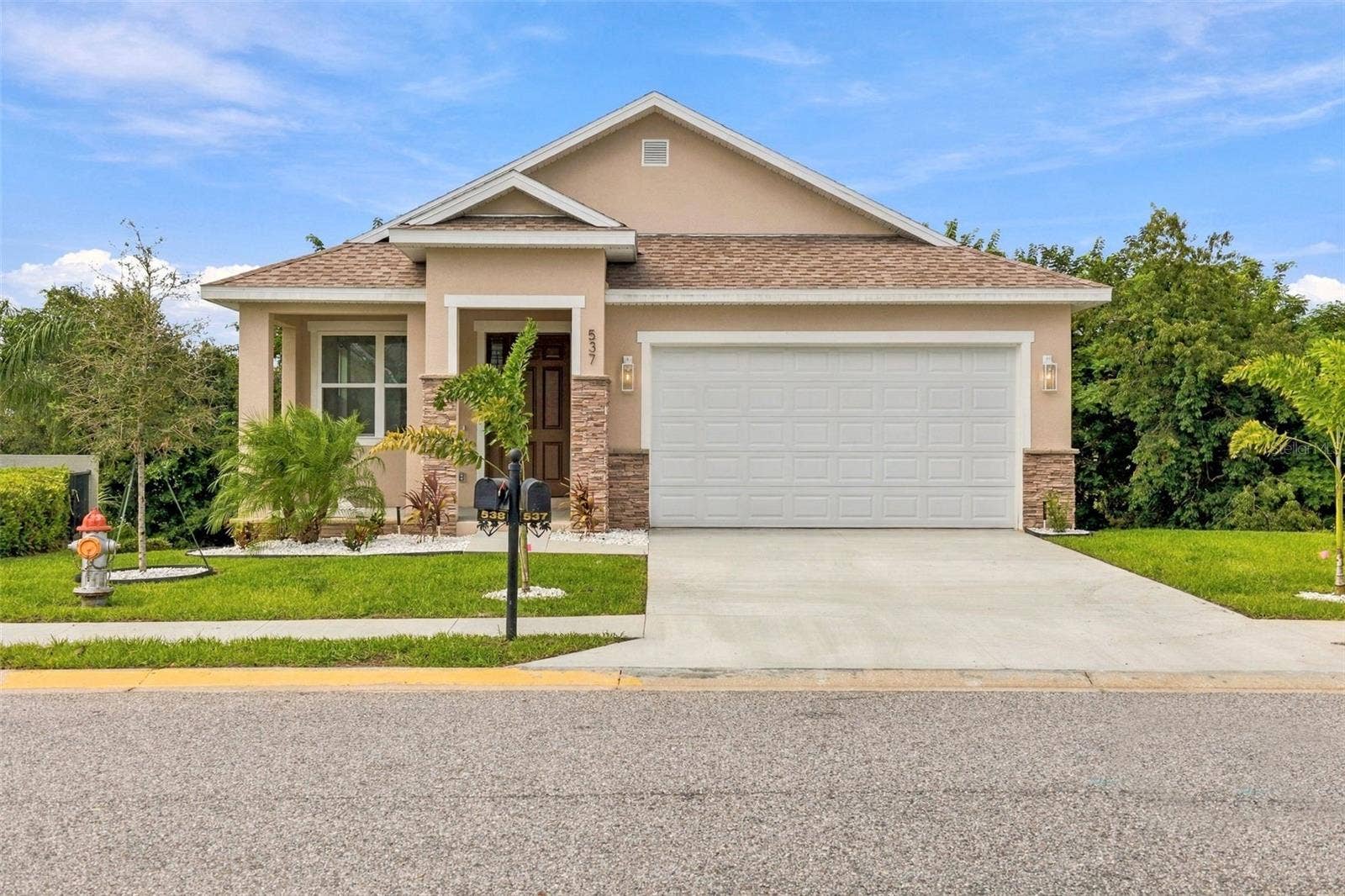 537 PINELOCH DRIVE, Haines City, FL 33844 537 PINELOCH DRIVE, Haines City, FL 33844
