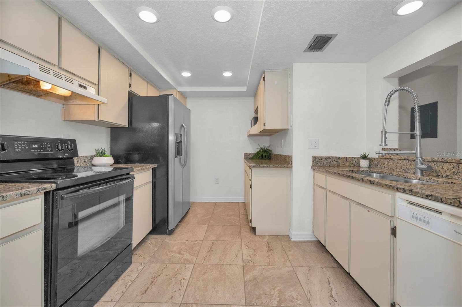 2971 ESTANCIA BOULEVARD, #412, Clearwater, FL 33761