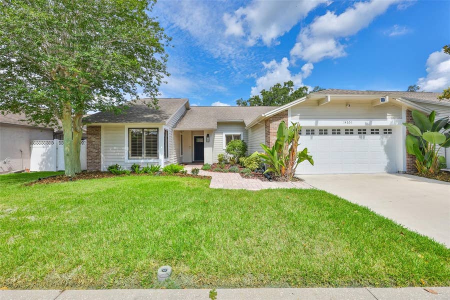 Property photo for 14651 VILLAGE GLEN CIRCLE, Tampa, FL