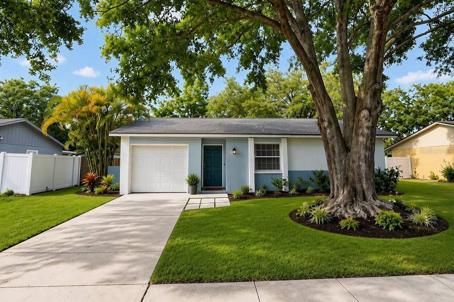 Property photo for 5117 ELLENDALE AVENUE, Tampa, FL