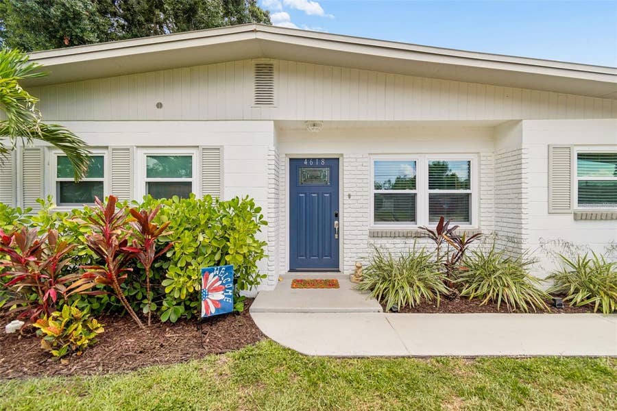 Property photo for 4618 W BAY COURT AVENUE, Tampa, FL