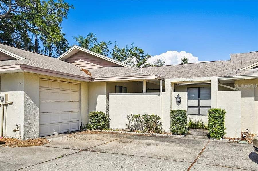 Property photo for 103 LAKESIDE COLONY DRIVE, Tarpon Springs, FL