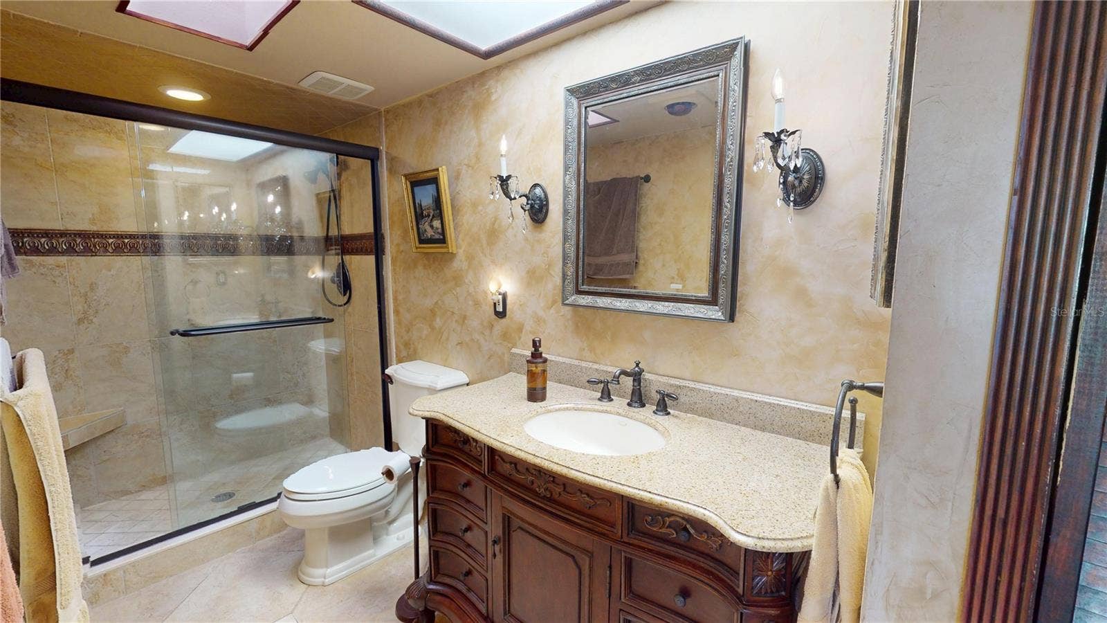12485 2ND STREET E, #C103, Treasure Island, FL 33706 12485 2ND STREET E, #C103, Treasure Island, FL 33706
