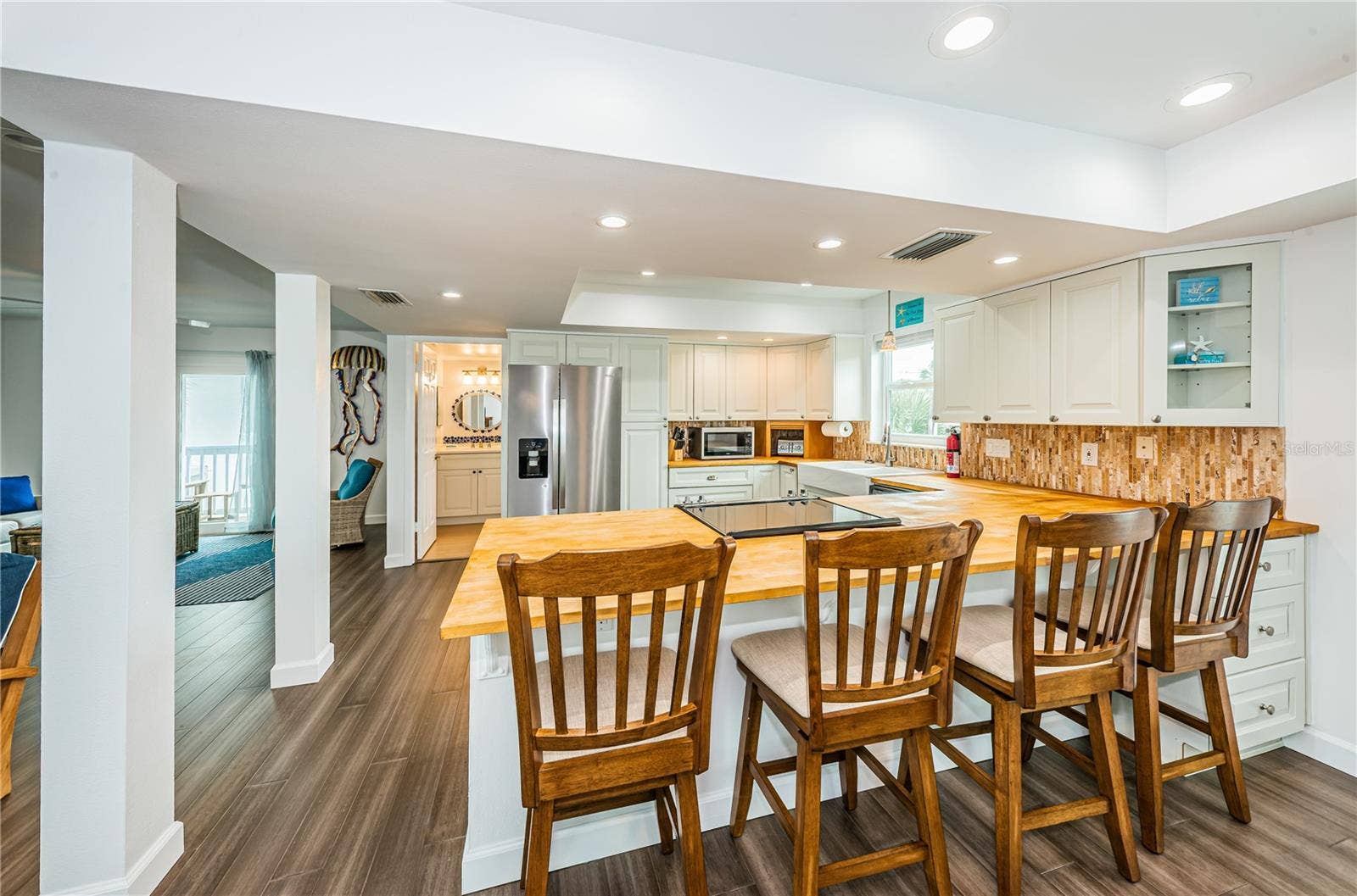 8432 W GULF BOULEVARD, #Jellyfish, Treasure Island, FL 33706 8432 W GULF BOULEVARD, #Jellyfish, Treasure Island, FL 33706