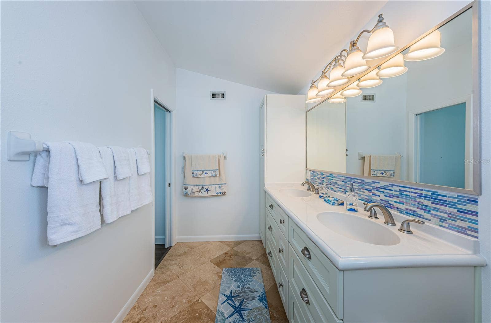 8432 W GULF BOULEVARD, #Jellyfish, Treasure Island, FL 33706 8432 W GULF BOULEVARD, #Jellyfish, Treasure Island, FL 33706