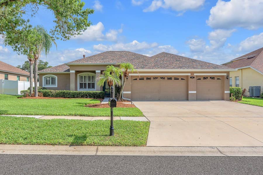 Property photo for 2817 DURANT TRAILS BOULEVARD, Dover, FL