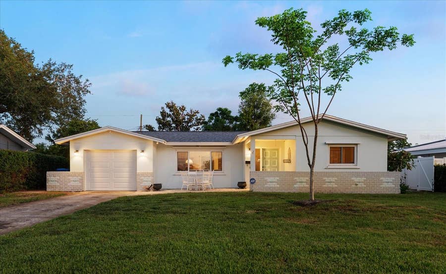 Property photo for 4390 20TH AVENUE N, St Petersburg, FL